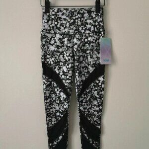 NWT IVIVVA by LULULEMON Black White Print Rhythmic Tight Mesh Pants Girls 12, 14